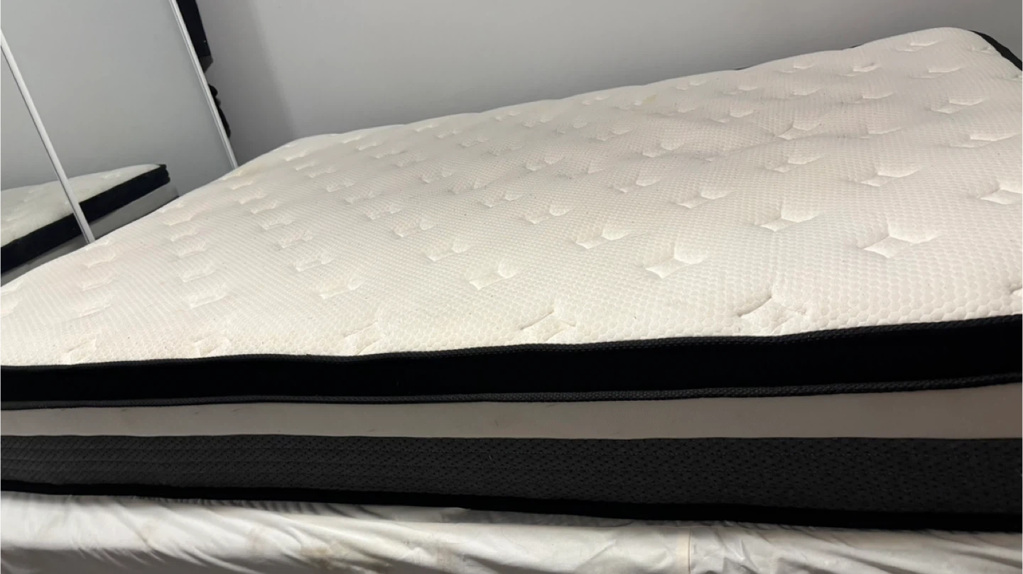 Queen Mattress - Great Condition, Only $100