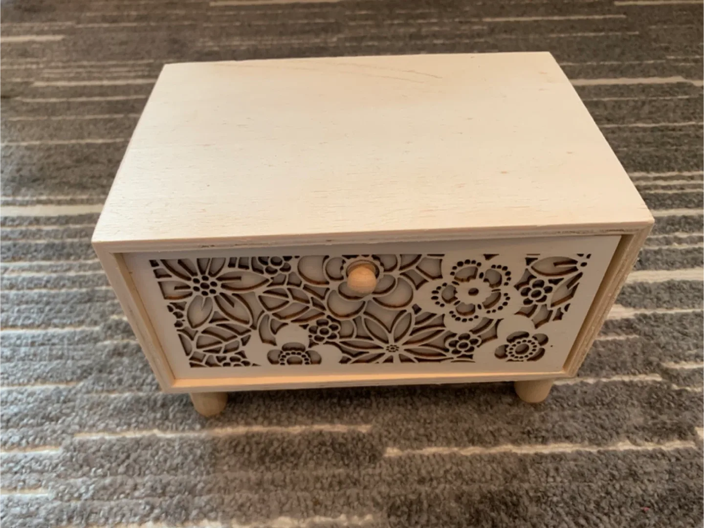 Crafter's Paintable Small Wooden Drawer image indicator(3)