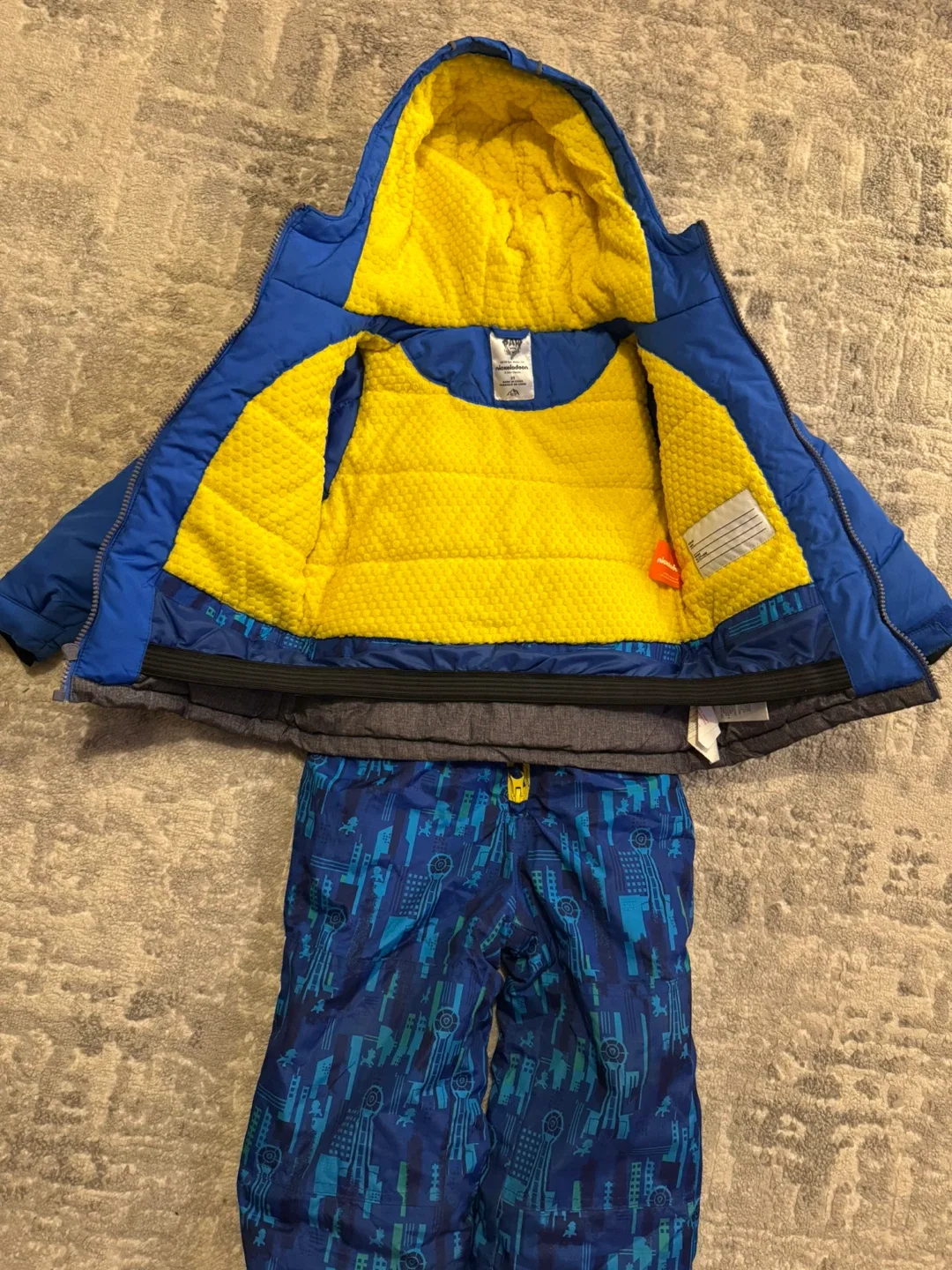 Paw Patrol Snowsuit - Size 3T image indicator(2)