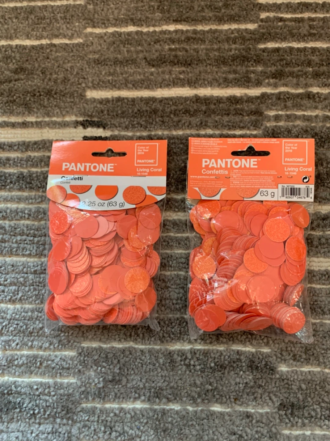 Pantone Living Coral Confetti, 63g