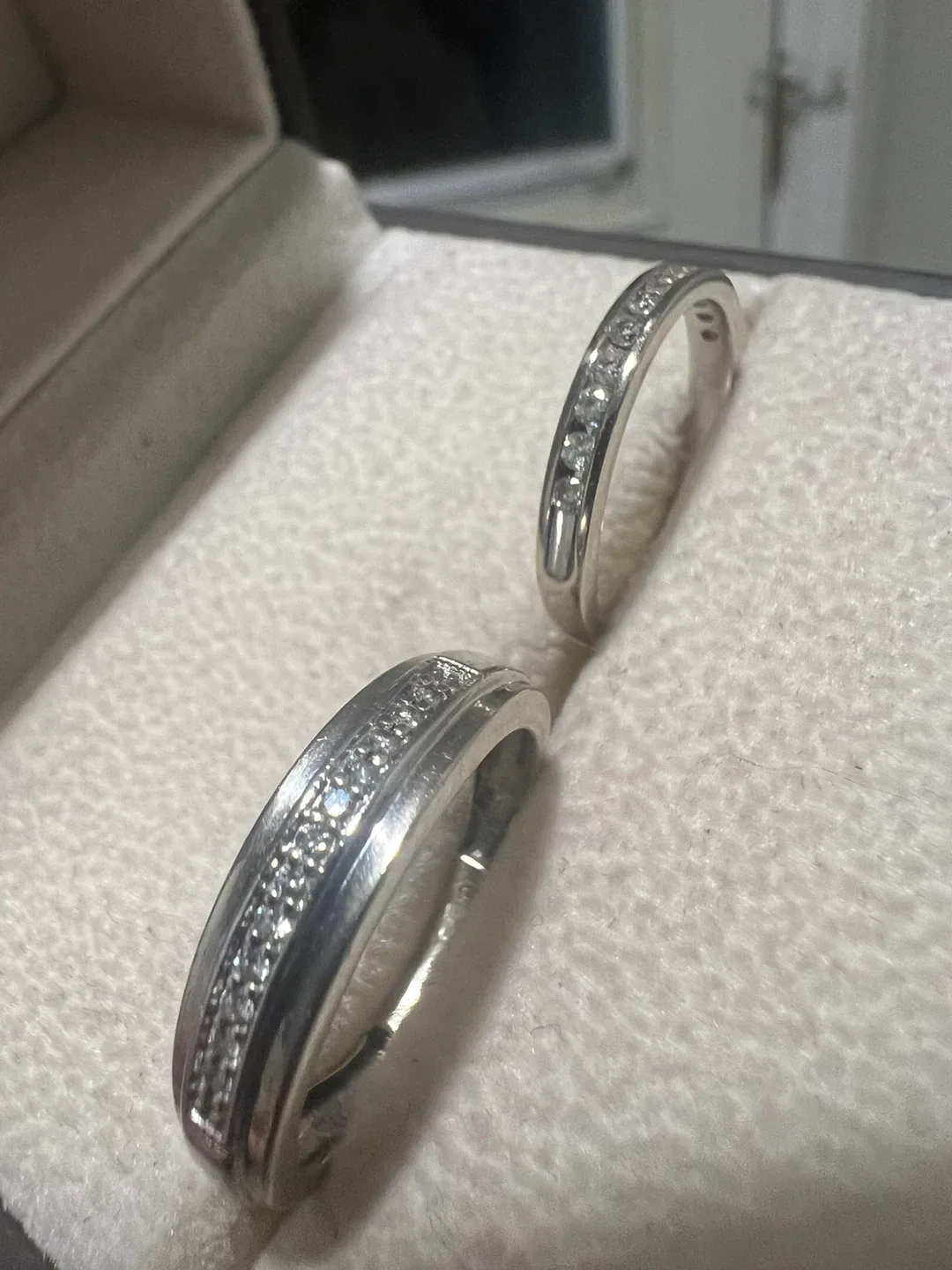 10 k Diamond Wedding Band Set