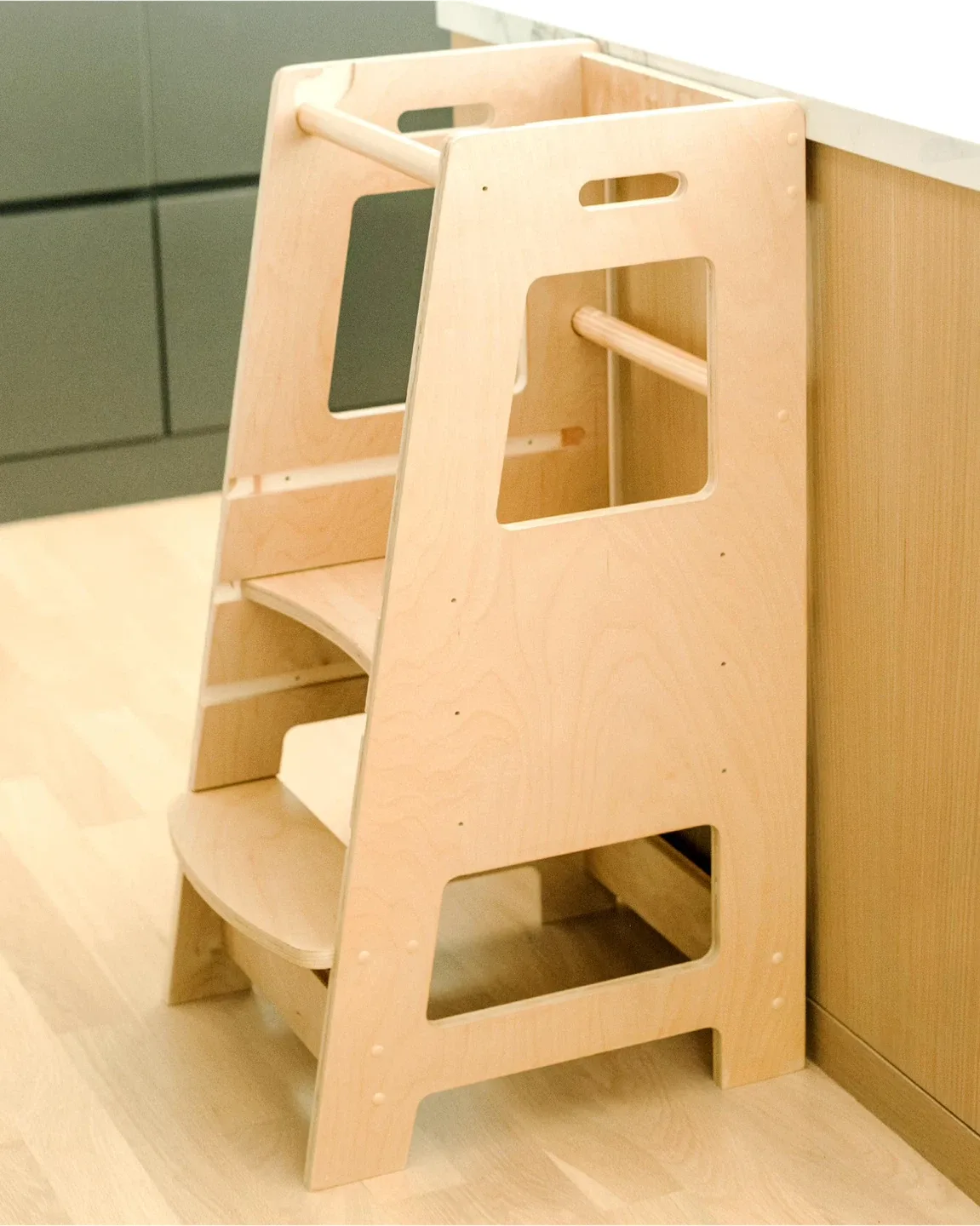 Child Standing Tower Kids - Kitchen Step Stool thumbnail