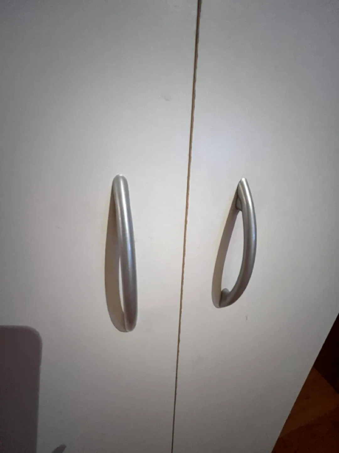 White Cabinet with Shelves image indicator(2)