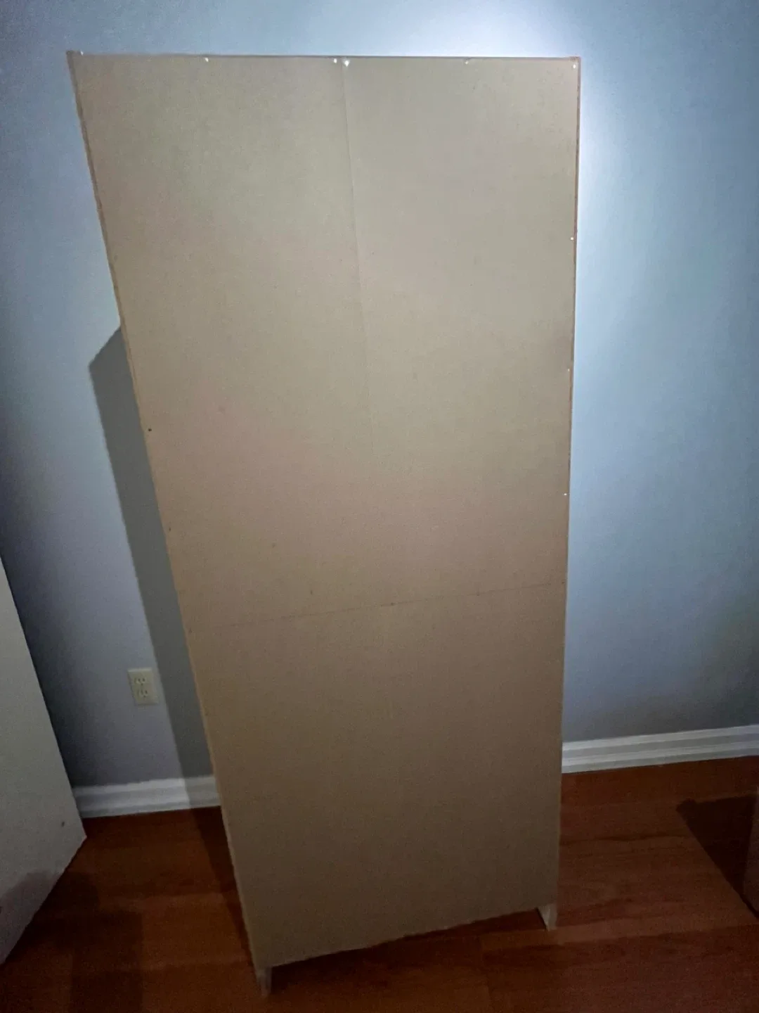 White Cabinet with Shelves image indicator(4)