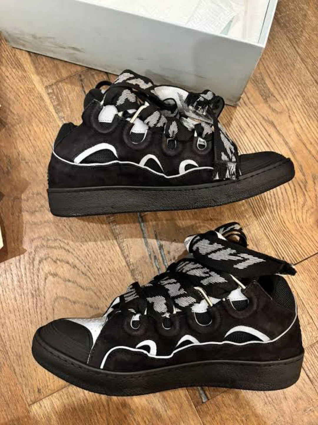Lanvins black reflective