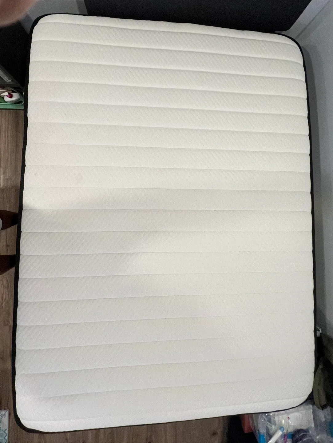 Crayan QUEEN SIZED Mattress - Gently Used image indicator(3)