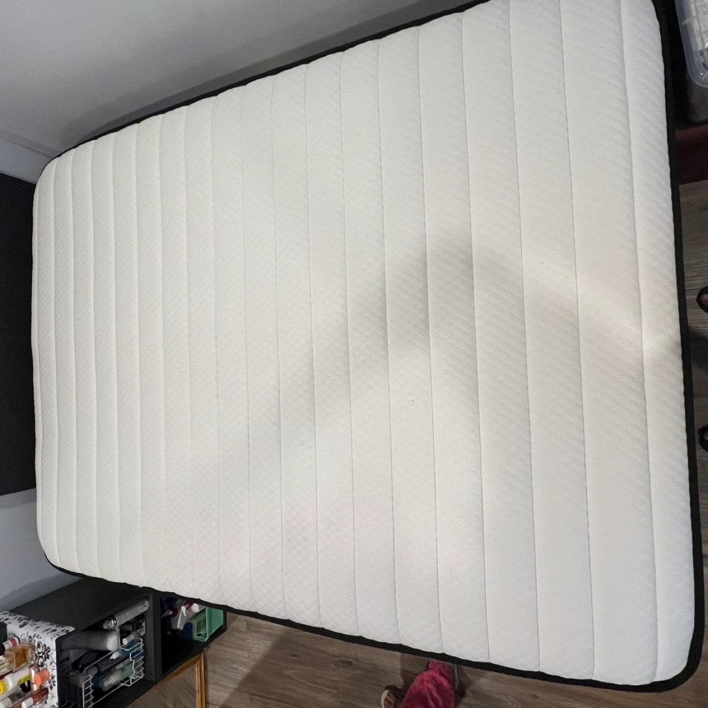 Crayan QUEEN SIZED Mattress - Gently Used image indicator(2)