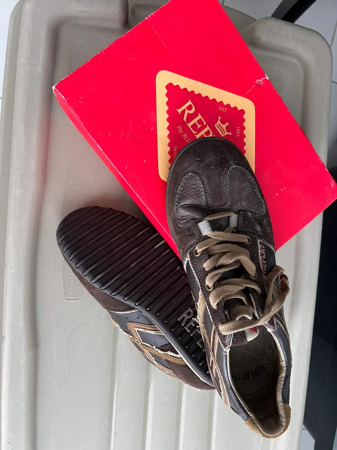 BNIB Vintage Replay Brown Leather Sneakers image indicator(4)