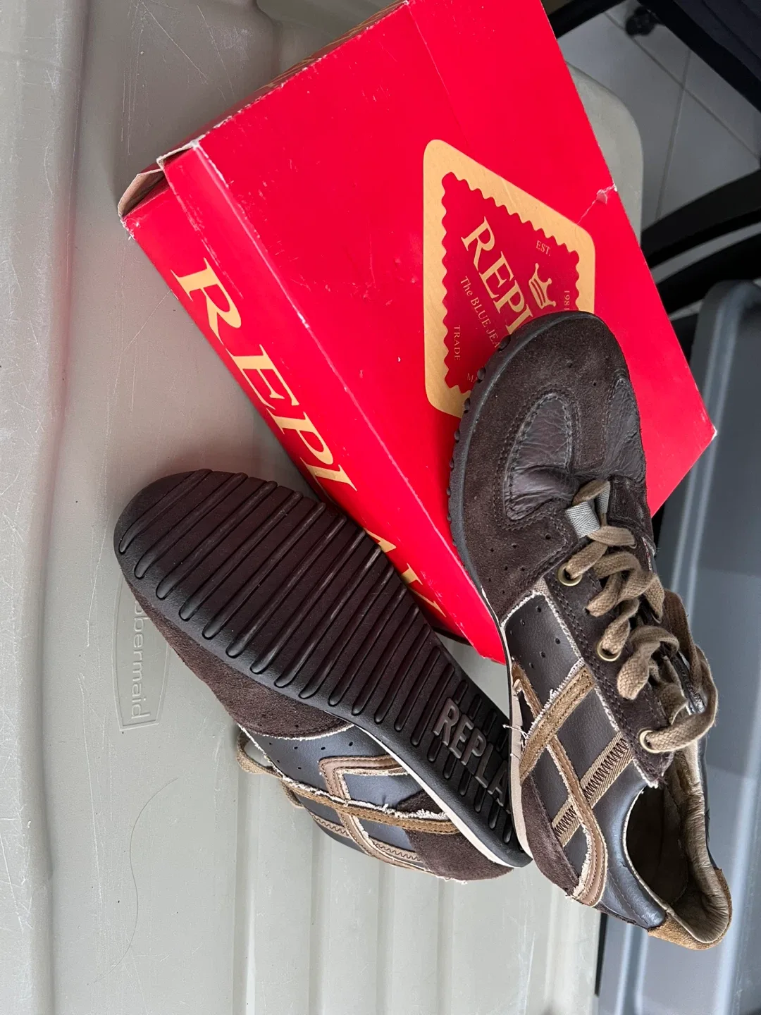 BNIB Vintage Replay Brown Leather Sneakers image indicator(3)