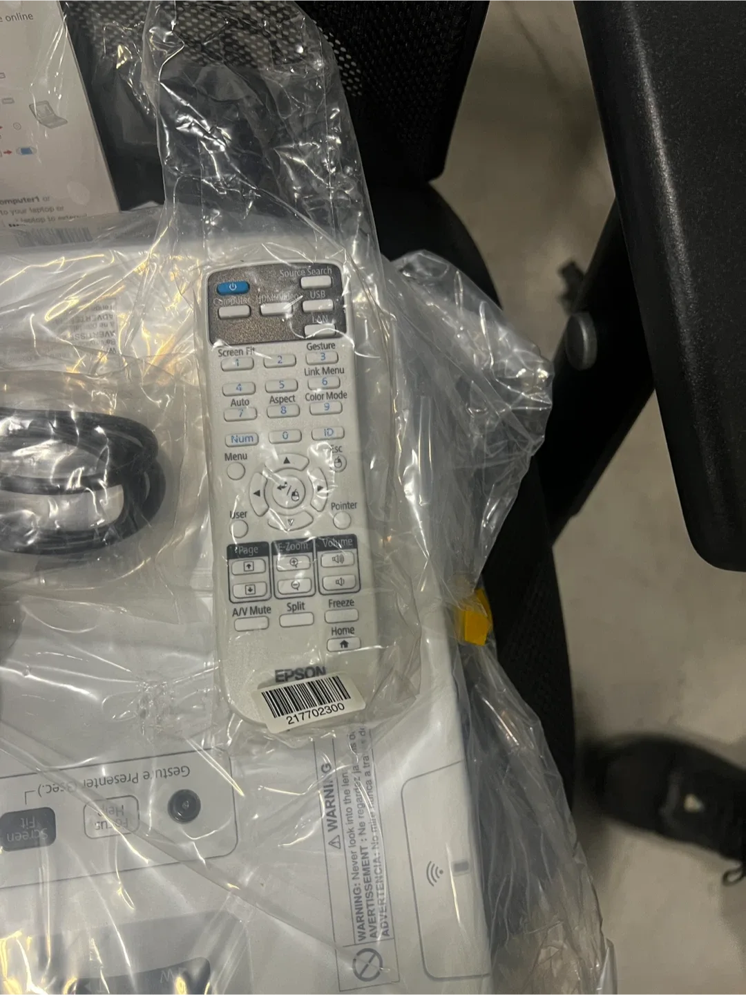 Epson PowerLite 2065 Multimedia Projector - New in Box image indicator(2)