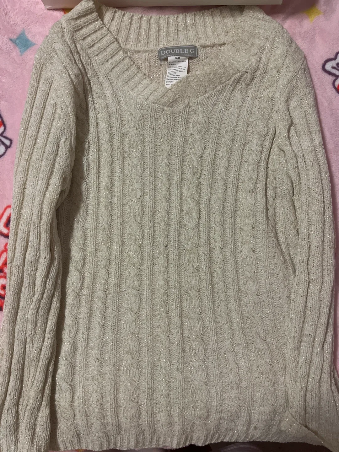 Double G Sweater, Size M image indicator(3)