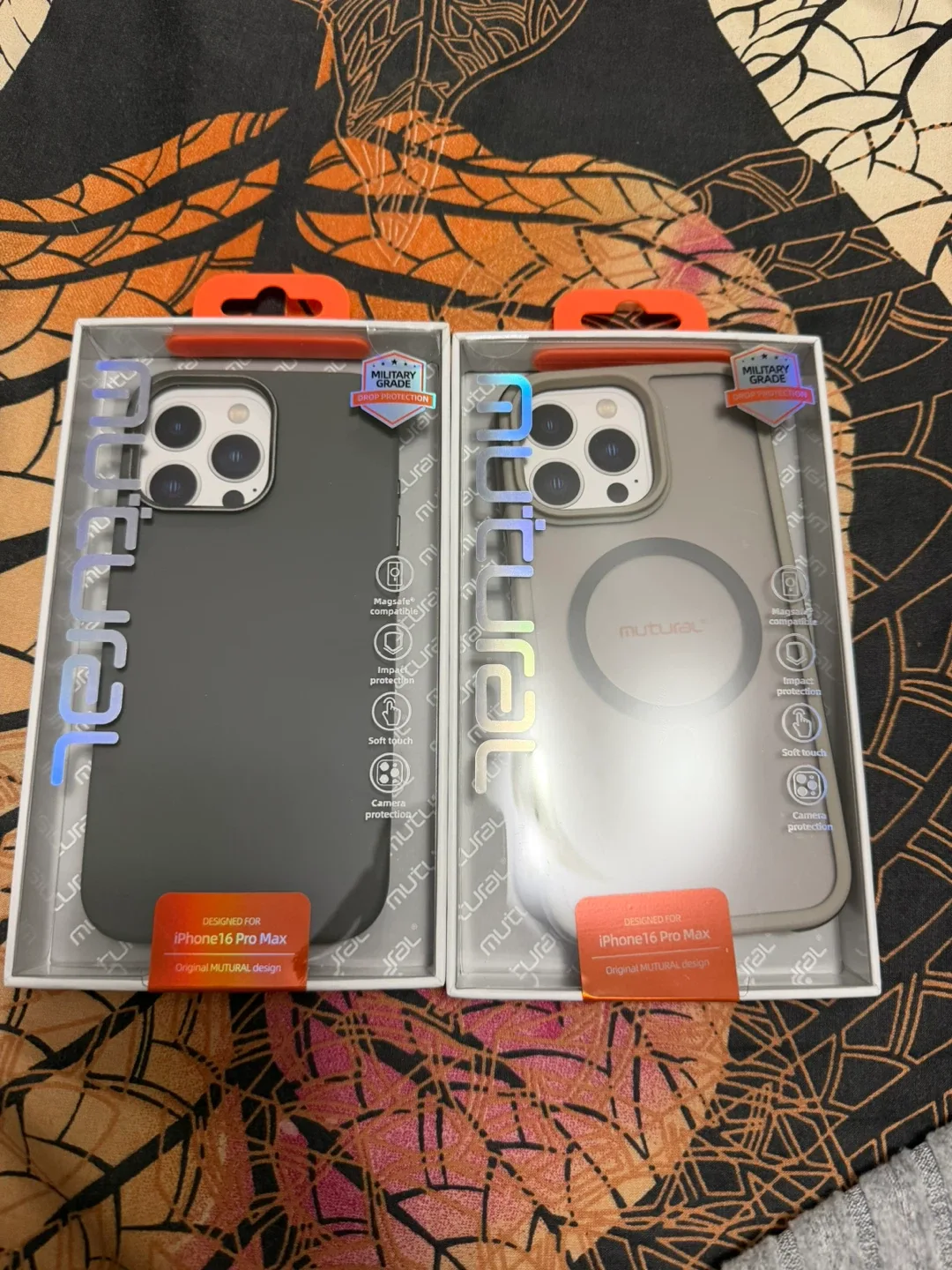 MUTURAL iPhone 16 Pro Max Case - New