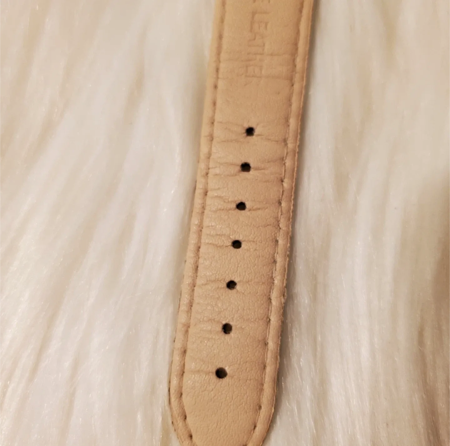 The Fifth Watch - Grey Leather Band NEEDS NEW BATTERY image indicator(4)