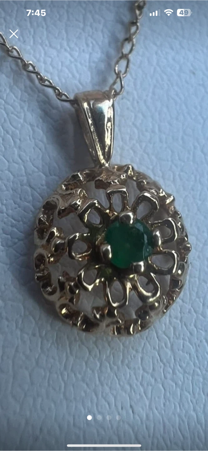 14 k Gold Necklace with Emerald Pendant - photo 5