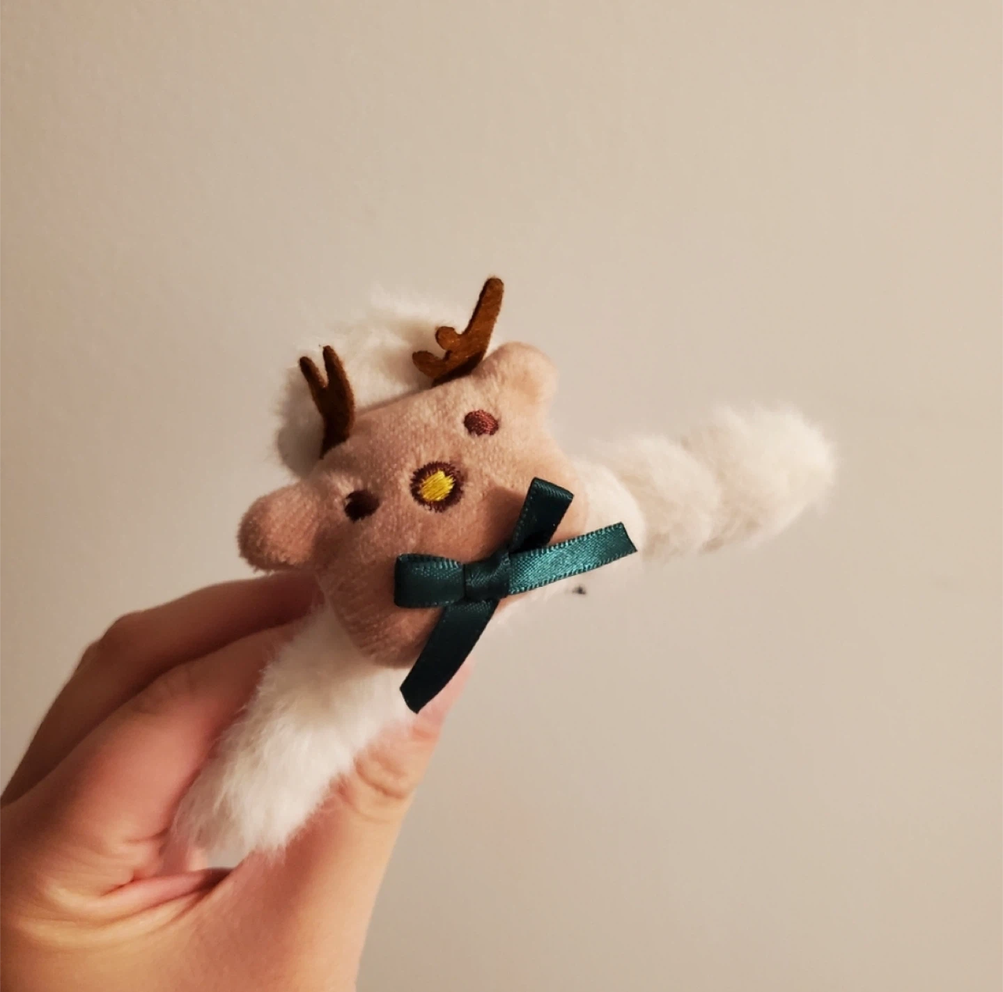 Reindeer Hair Claw Clip - Cute Accessory!