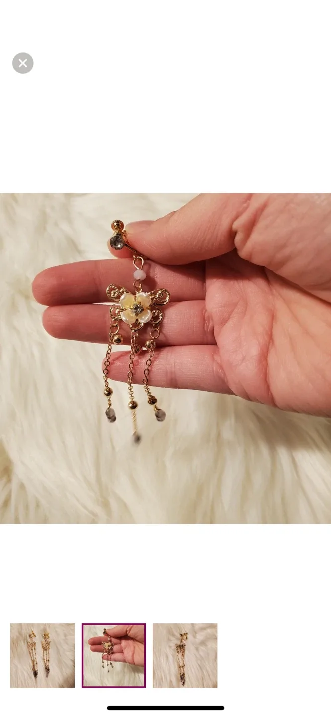 Butterfly Dangling Clip On Earrings image indicator(2)