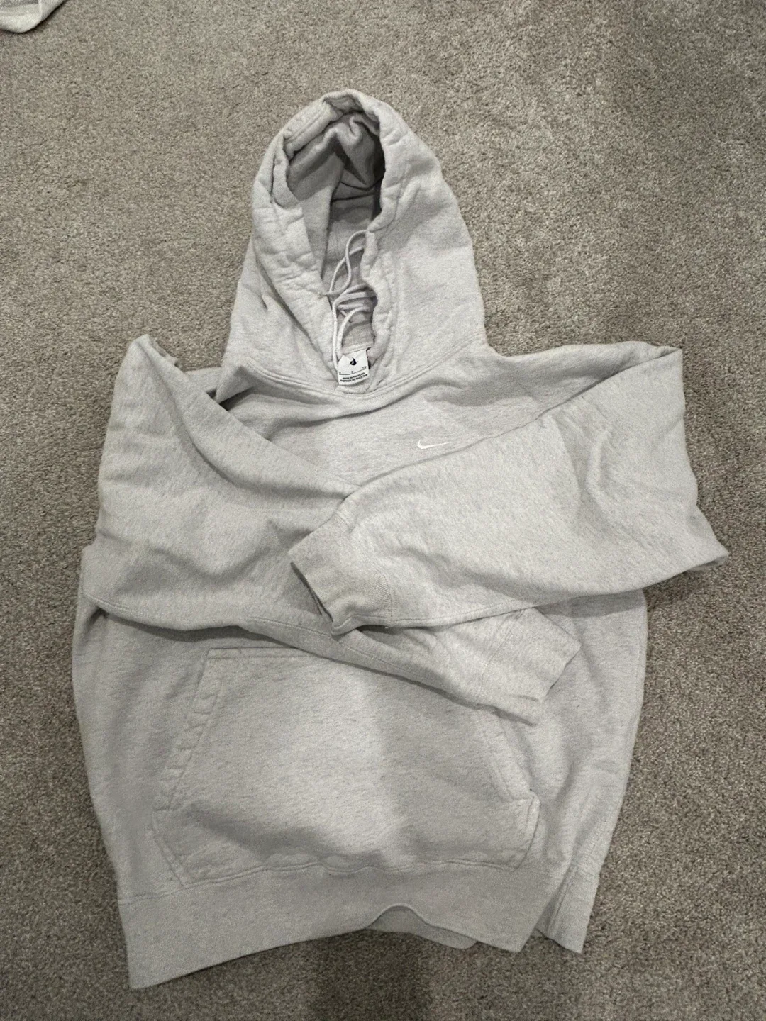 Nike Hoodies - Size L image indicator(10)