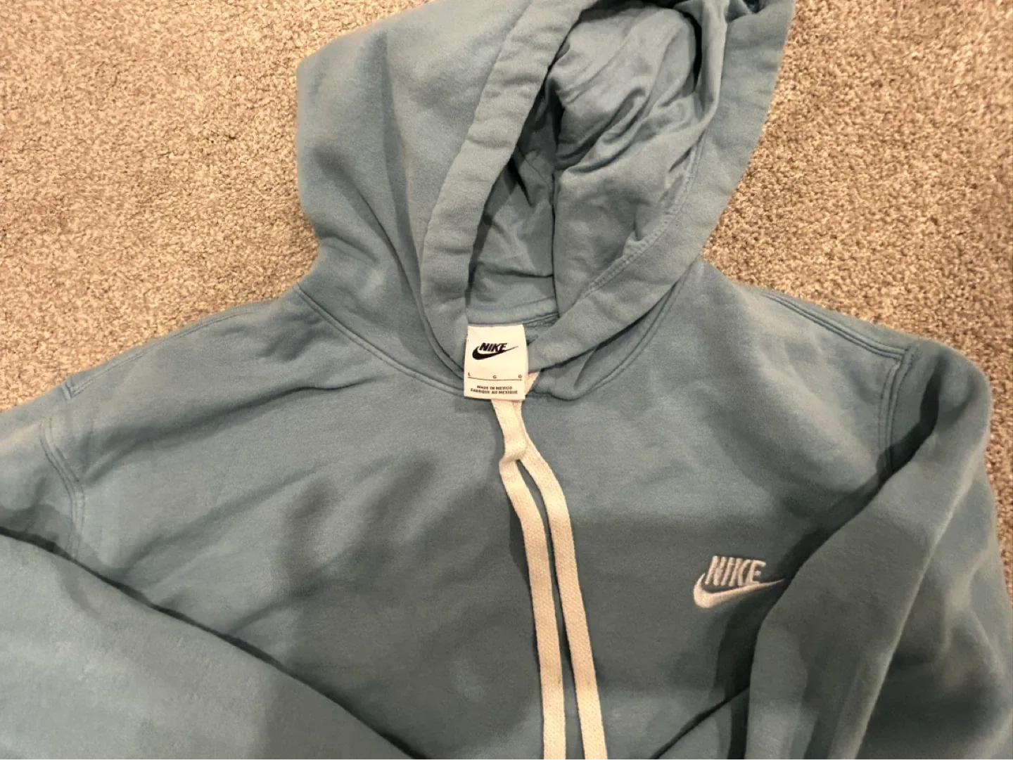 Nike Hoodies - Size L image indicator(2)