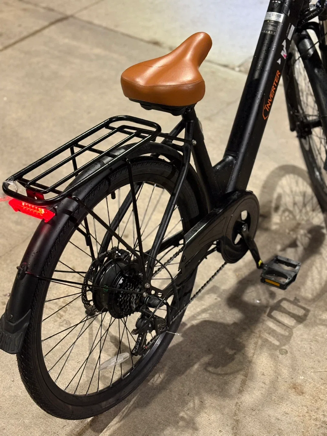 Inverter E-Bike - Like New! image indicator(4)