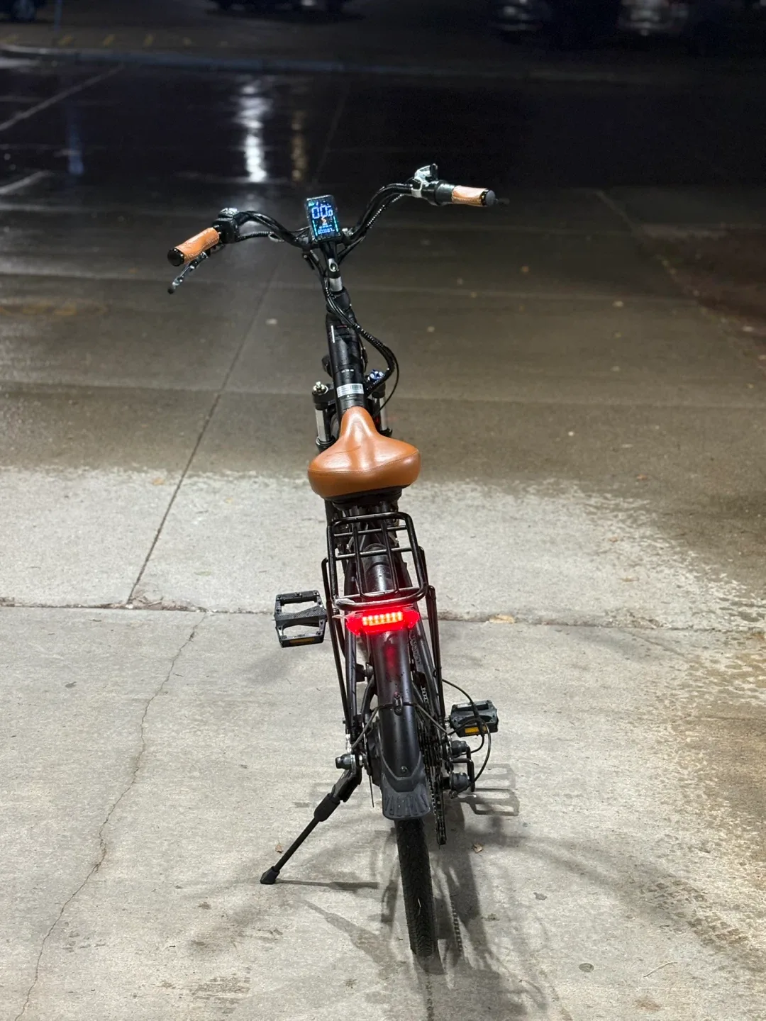 Inverter E-Bike - Like New! image indicator(9)