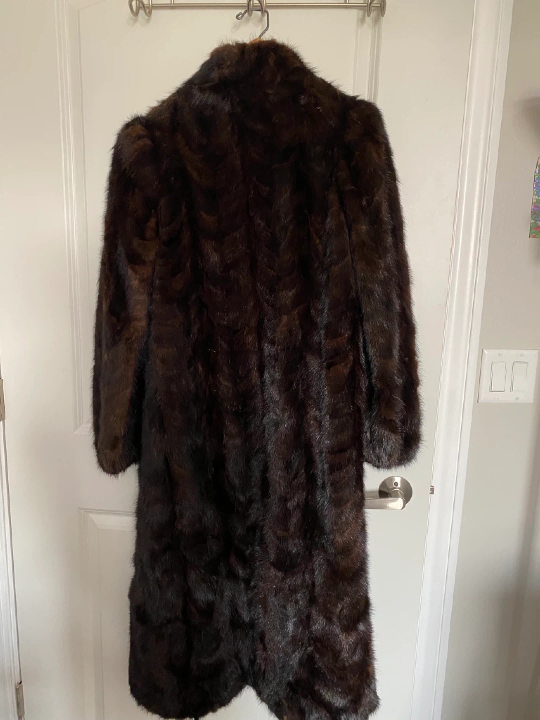 Mink coat, full length mahogany color - photo 2