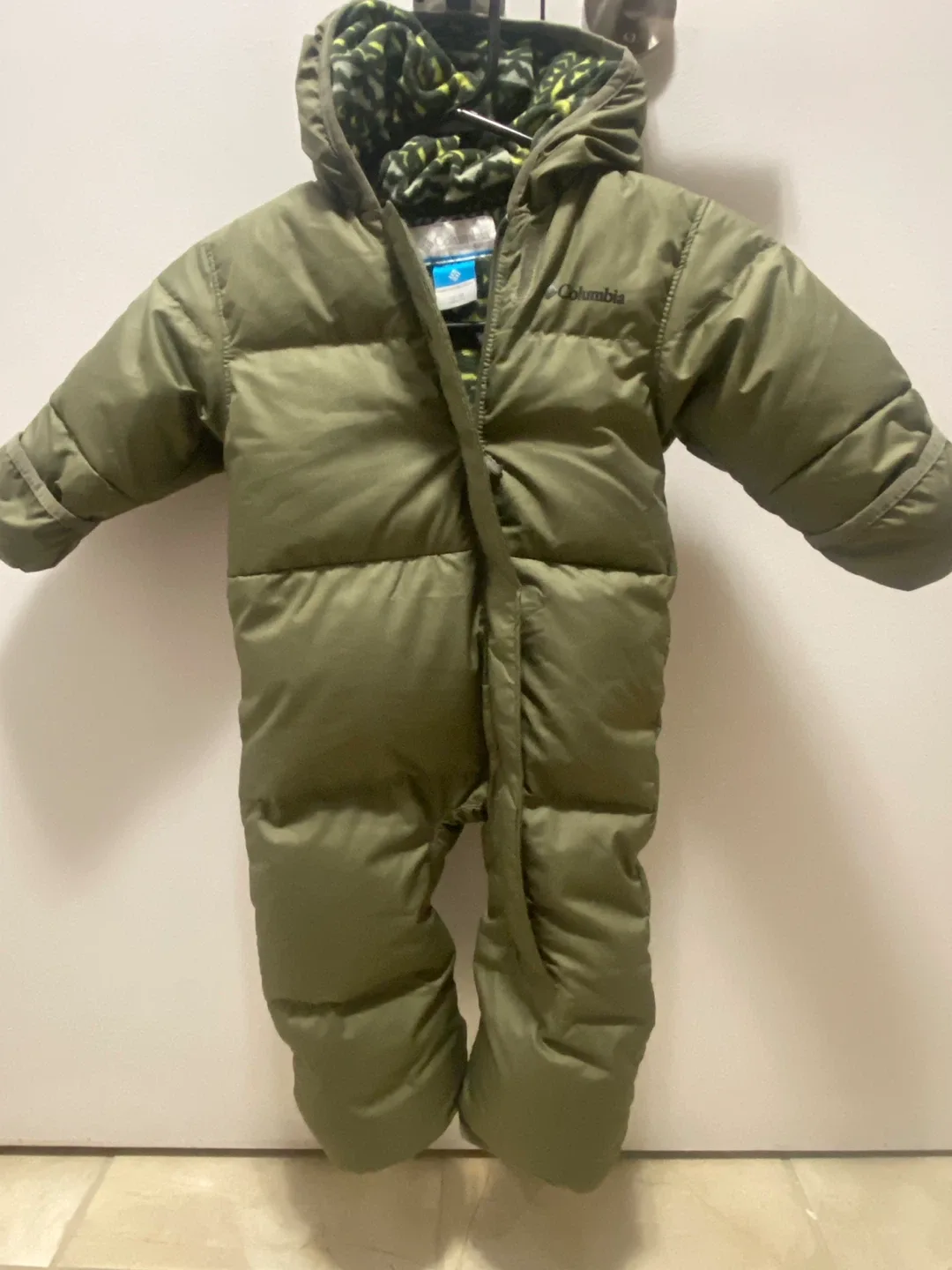 Columbia Infant Snow Suit image indicator(3)