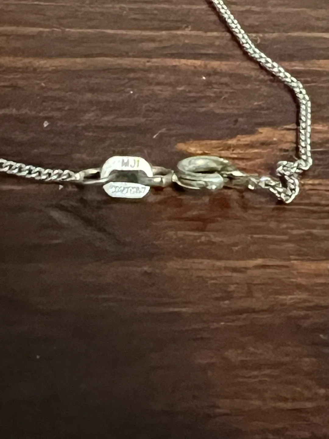 Silver Necklace with Stone Pendant image indicator(6)