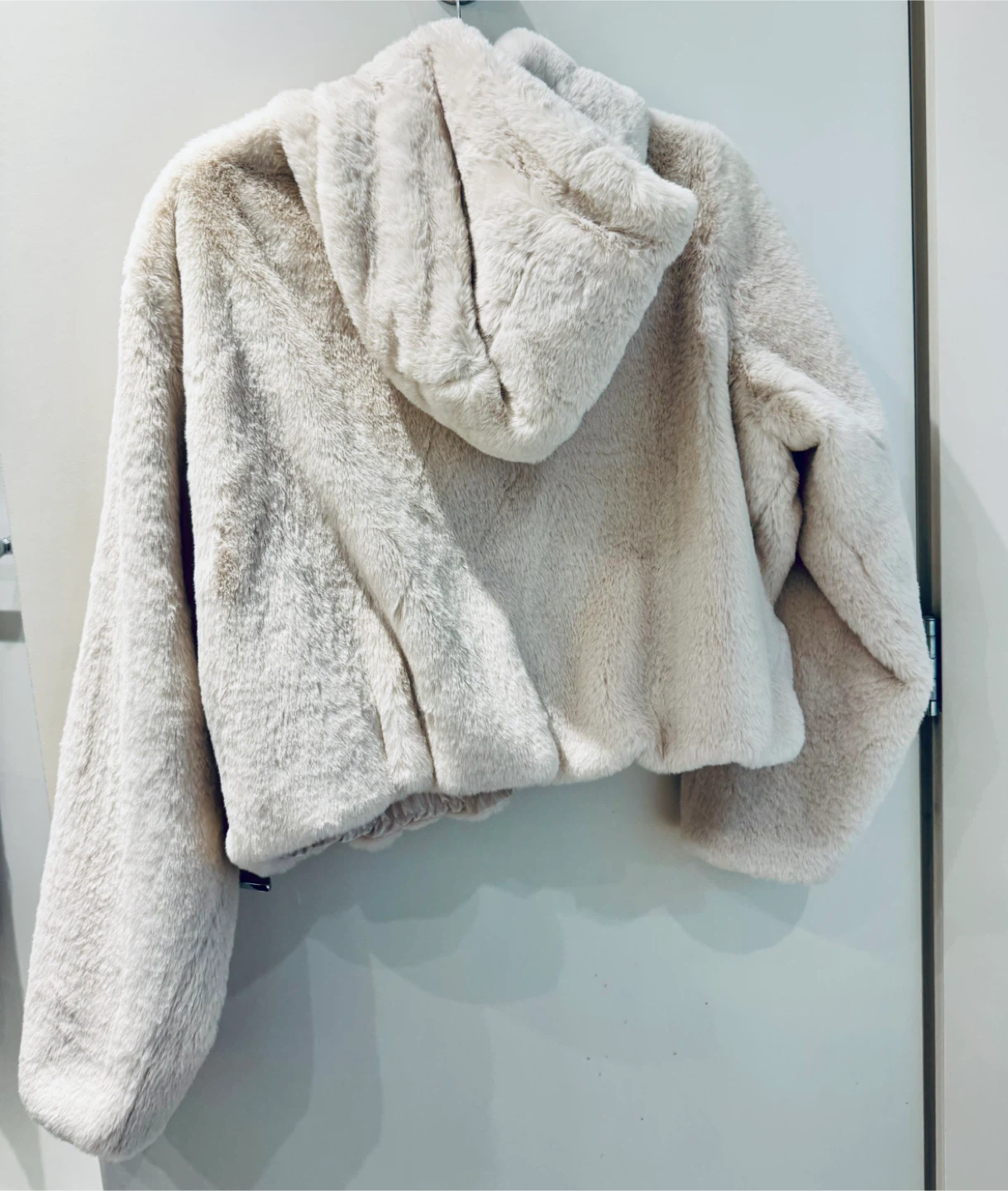 Zara Ivory Faux Fur Hoodie Jacket Size L - photo 2