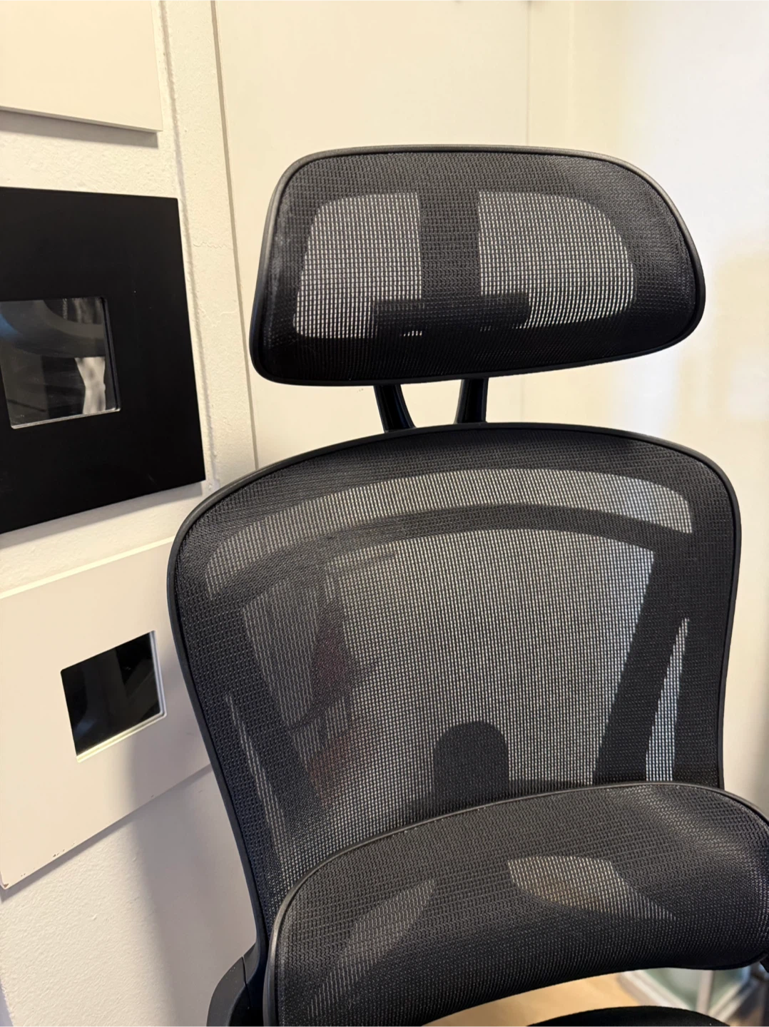 Ergonomic Mesh Office Chair - Black - photo 4