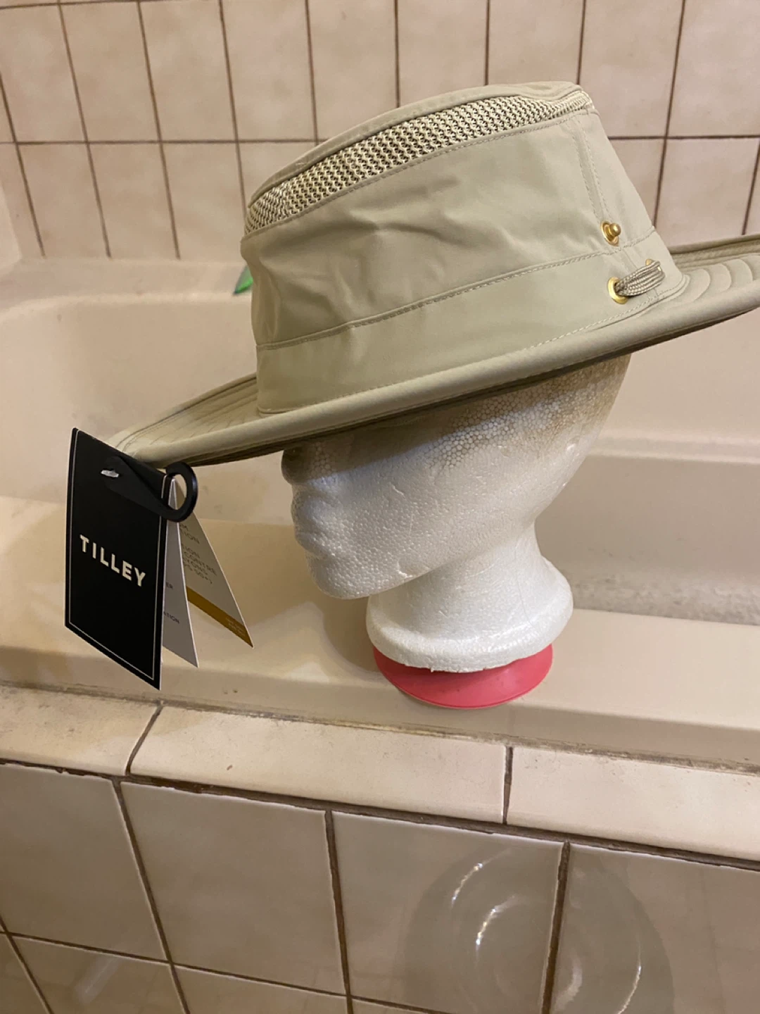 NEW Tilley Airflo Hat