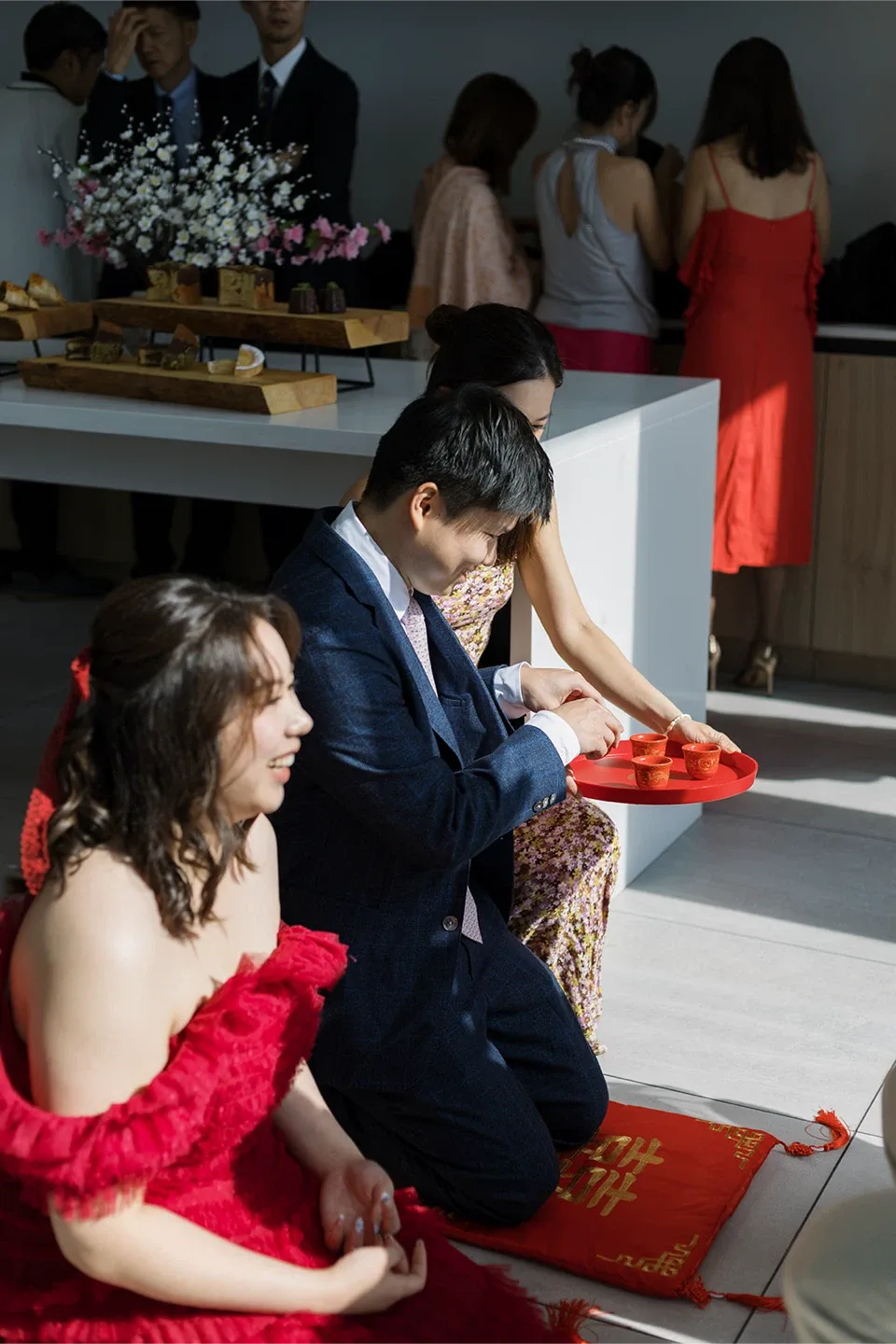 Needle and thread dress - red ruffle image indicator(3)