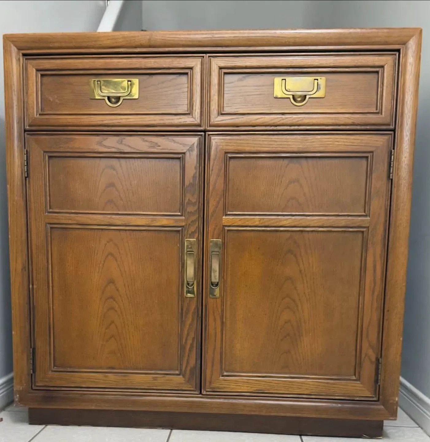 Vintage Stanley Furniture Buffet / Server Cabinet