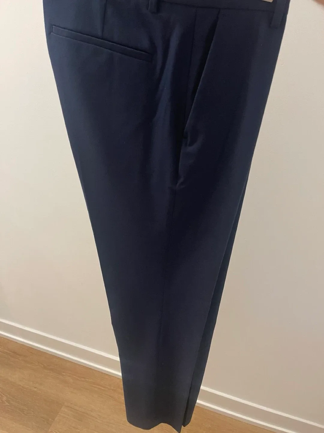 Calvin Klein Slim Fit Suit - Navy image indicator(2)