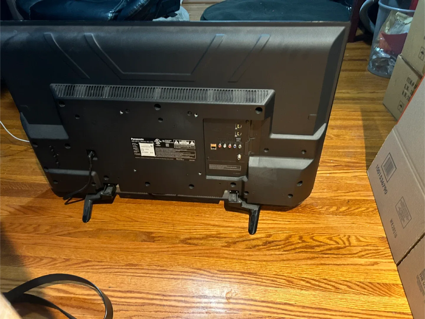 Panasonic Viera 32" TV image indicator(2)