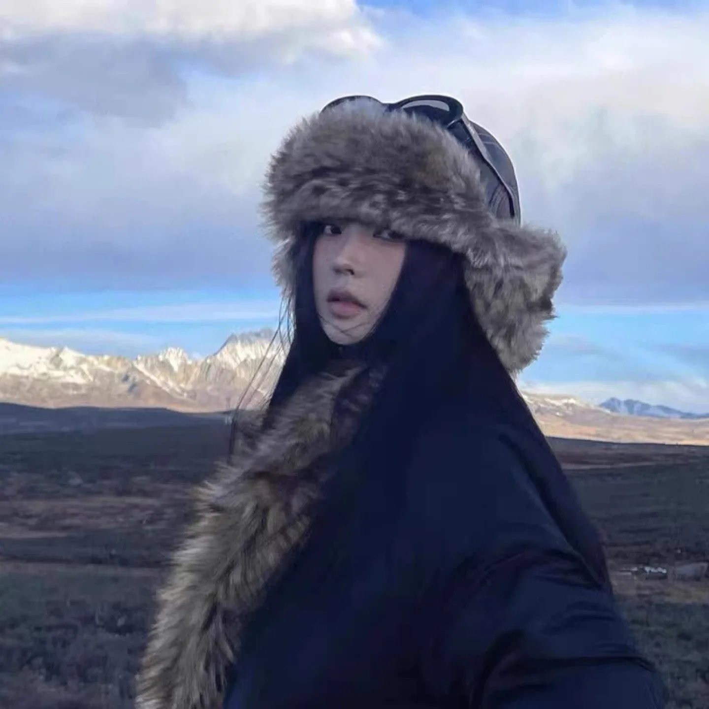 Vintage winter Hat image indicator(5)