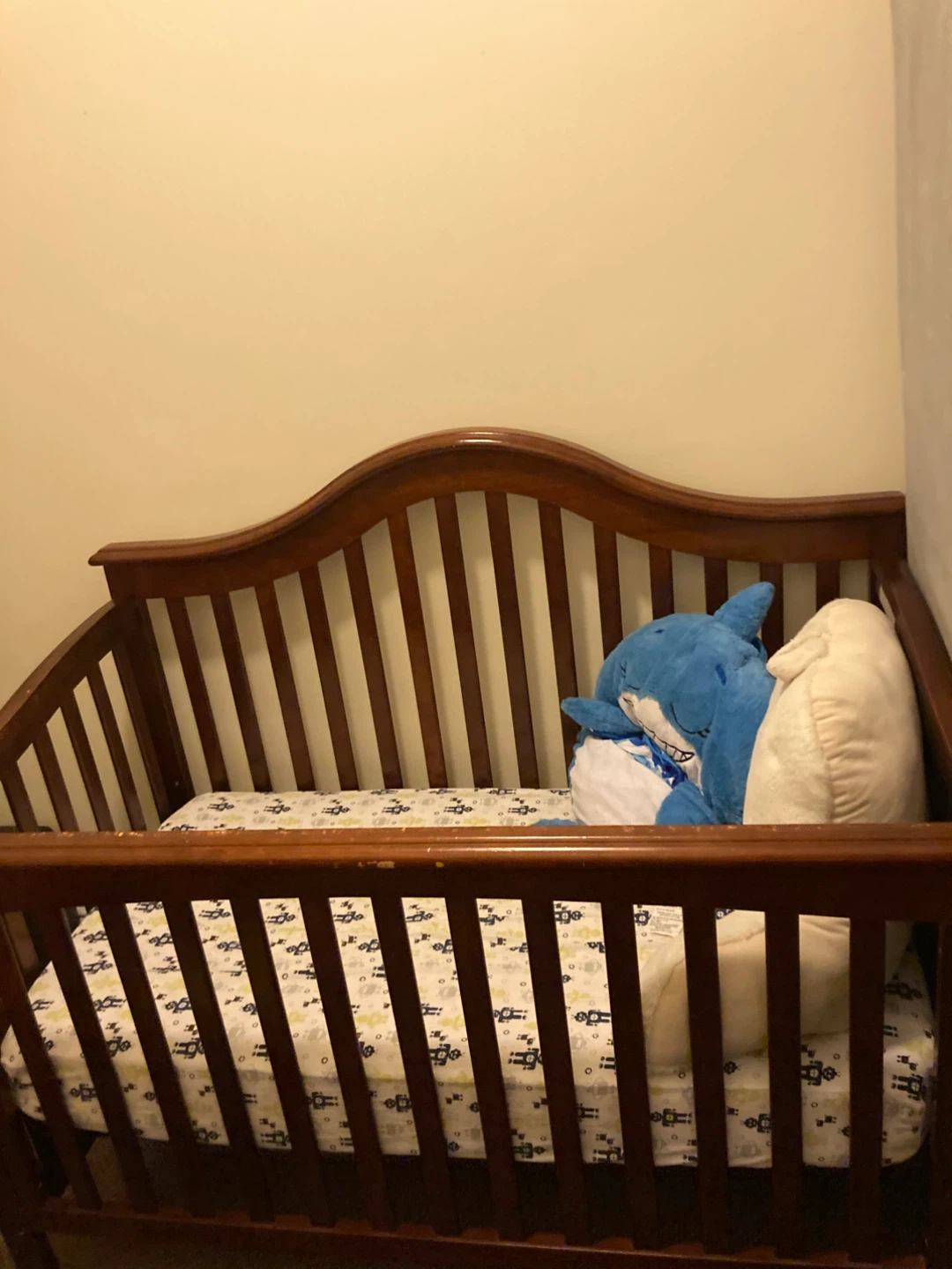 Convertible Toddler Bed - Dark Wood - photo 4