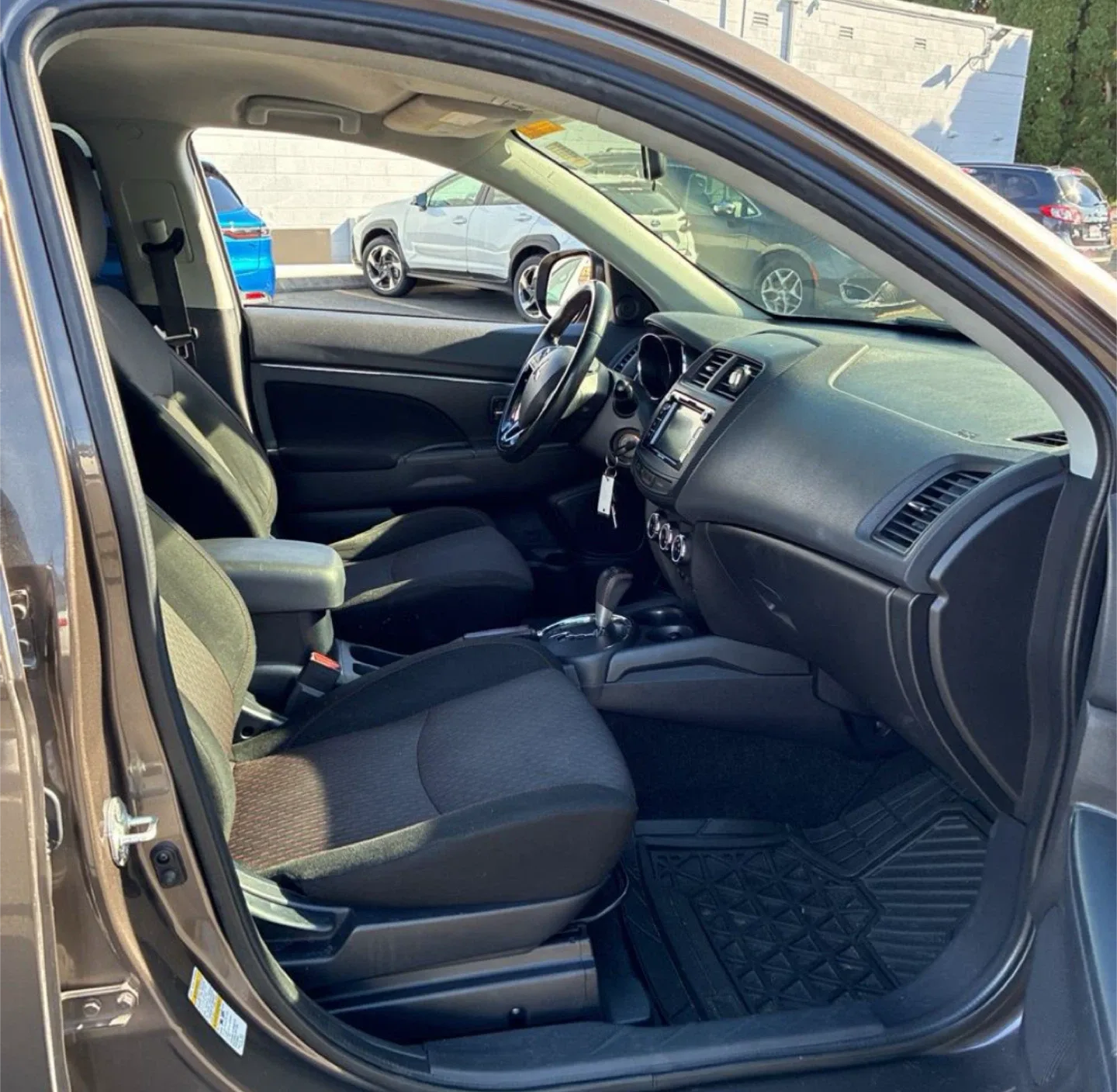 Mitsubishi Outlander Sport 2017 image indicator(5)