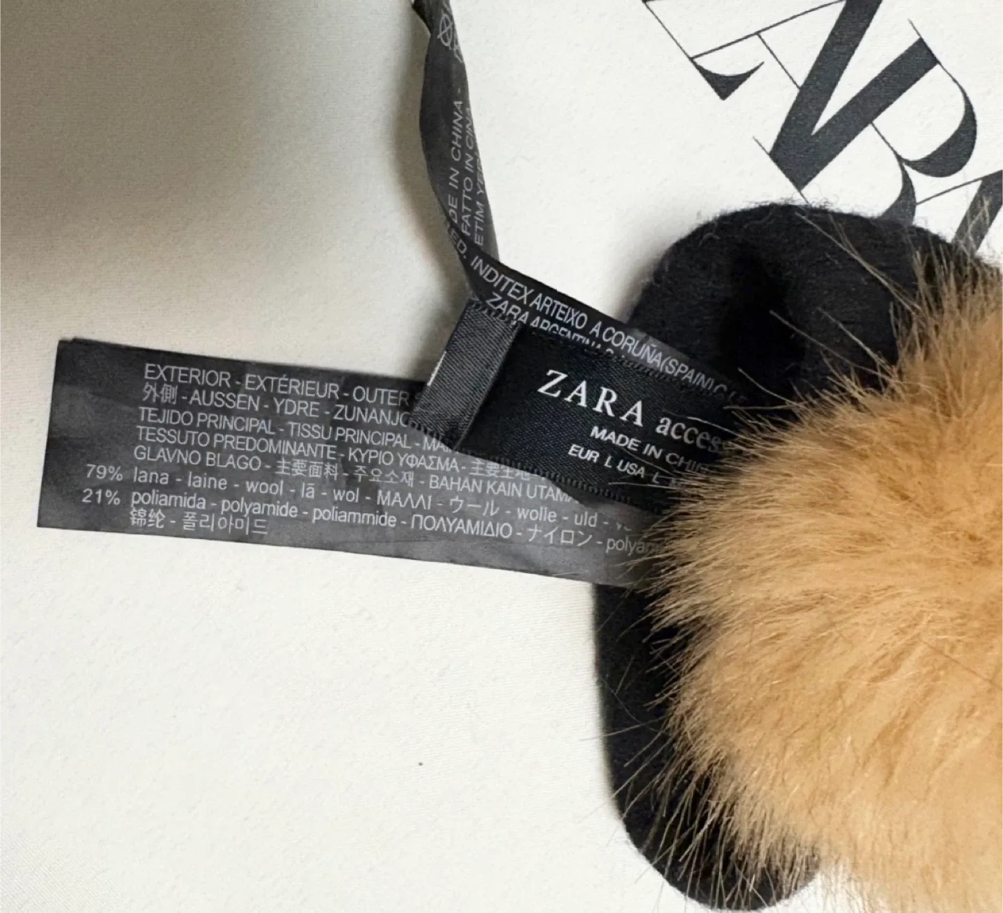 Zara Accessories Black Wool Blend Gloves (brand new ) image indicator(2)