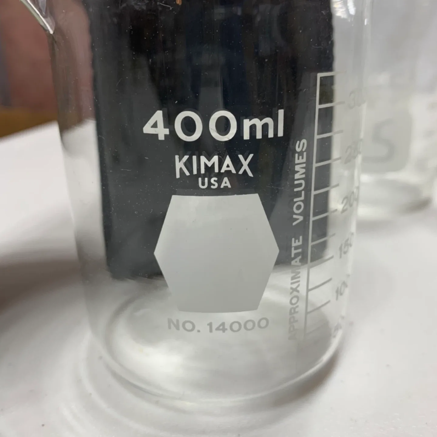 Pyrex & Teknik Beakers and Erlenmeyer Flask image indicator(6)