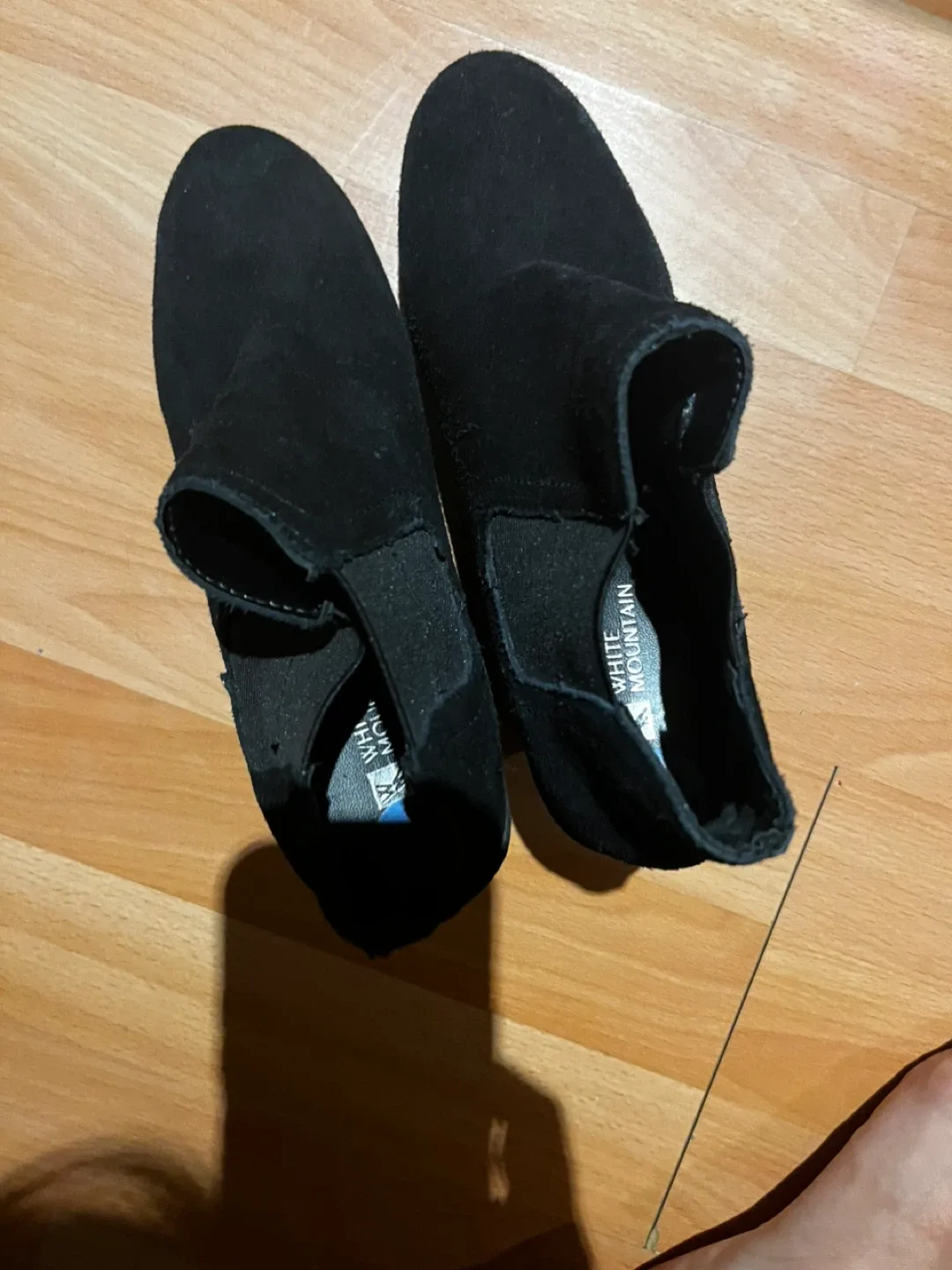 White Mountain Black Wedge Ankle Boots Size 7 image indicator(3)