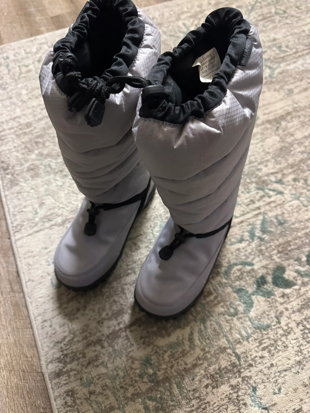 Cloud Coastal Grey Winter Boots - Women's Size 7