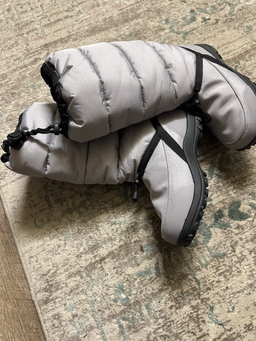 Cloud Coastal Grey Winter Boots - Women's Size 7 - photo 2