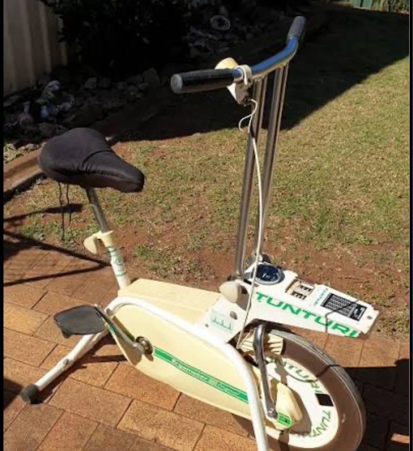 Tunturi Ergometer 80s Exercise Bike image indicator(2)