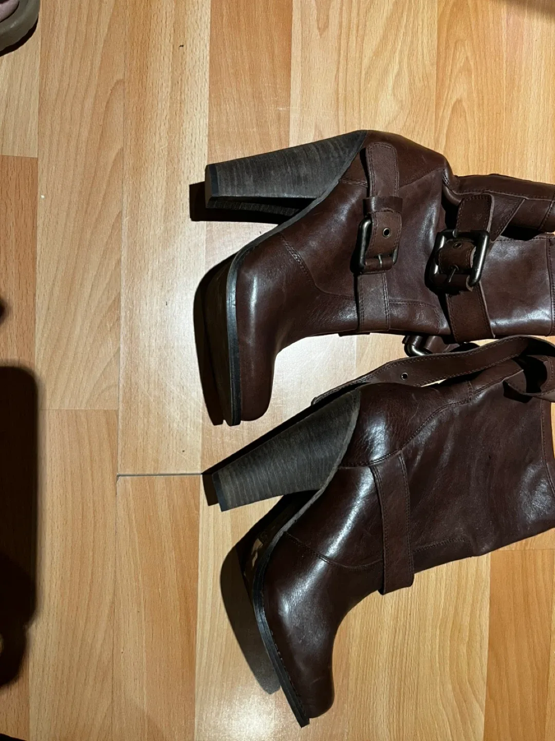 Brown Leather Heeled Ankle Boots image indicator(3)