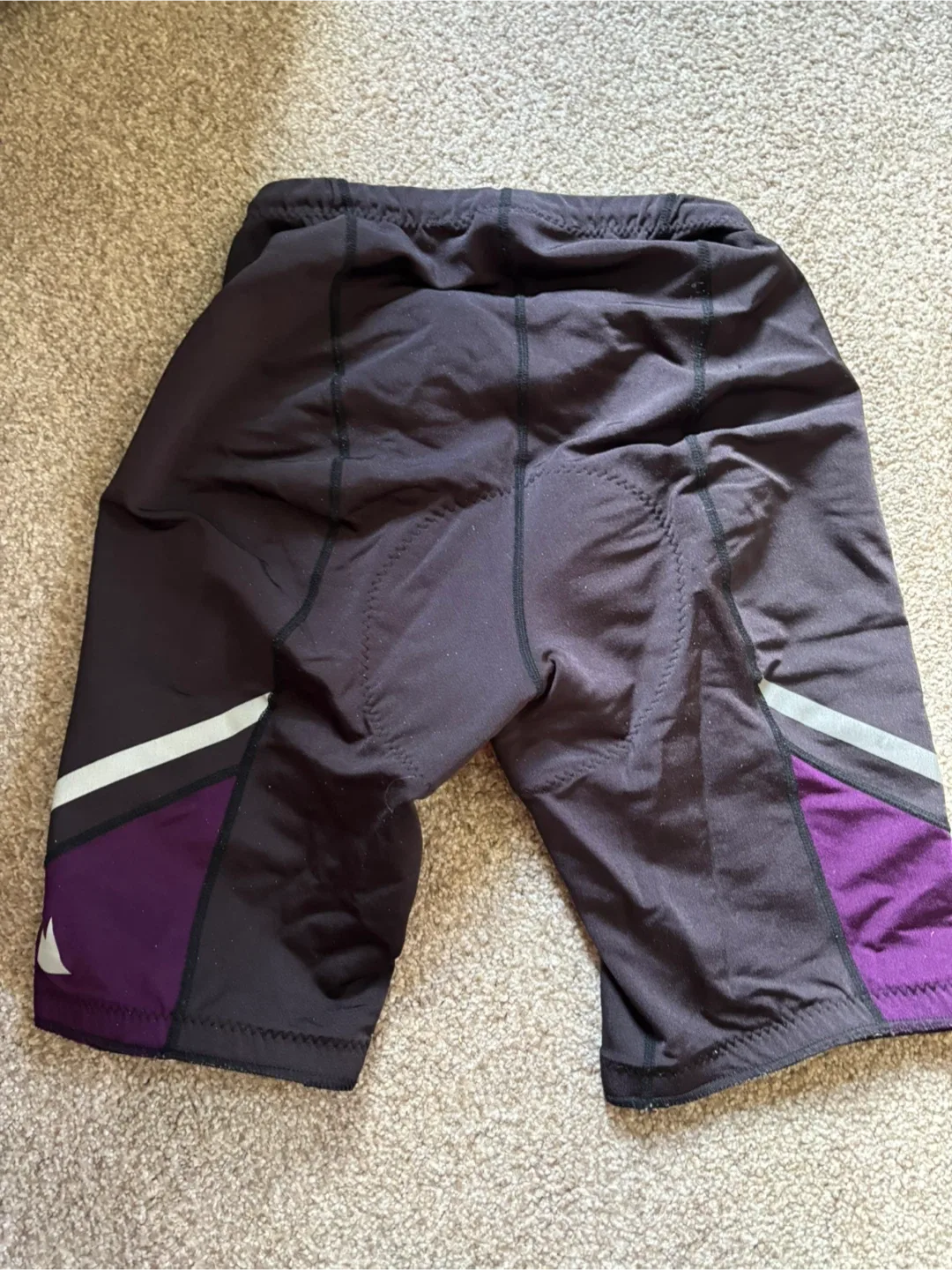 MEC Cycling Shorts - Women's Medium - like NEW image indicator(2)