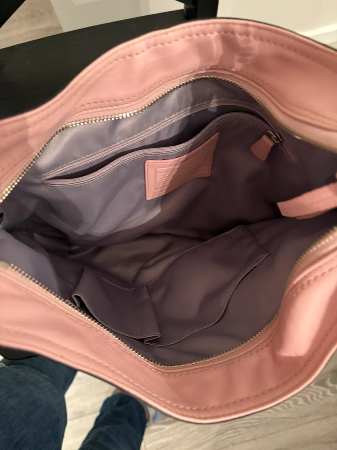 Coach Pink Leather Hobo Bag image indicator(3)