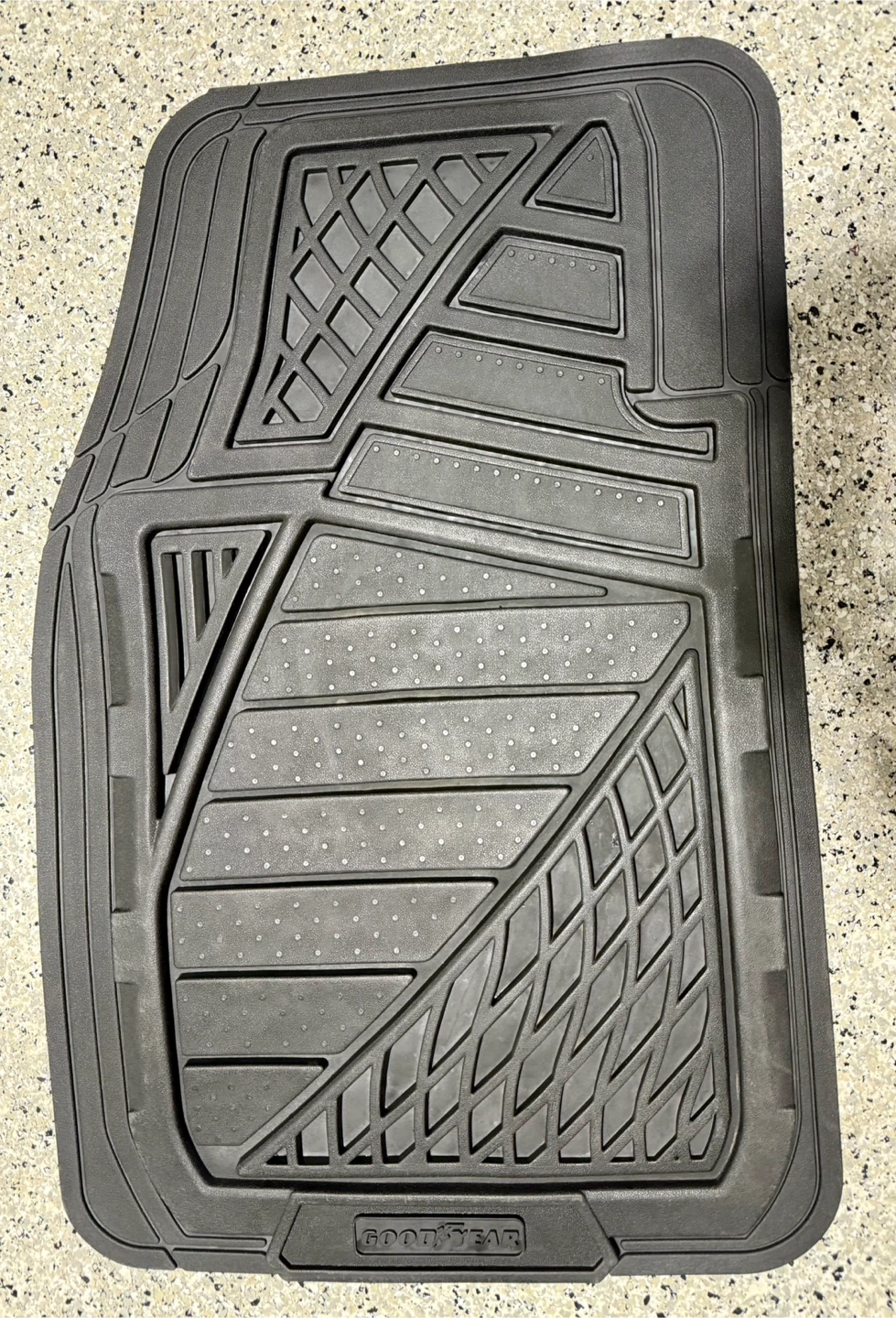 Goodyear Black All season SUV Floor Mats - Set of 4 - photo 4