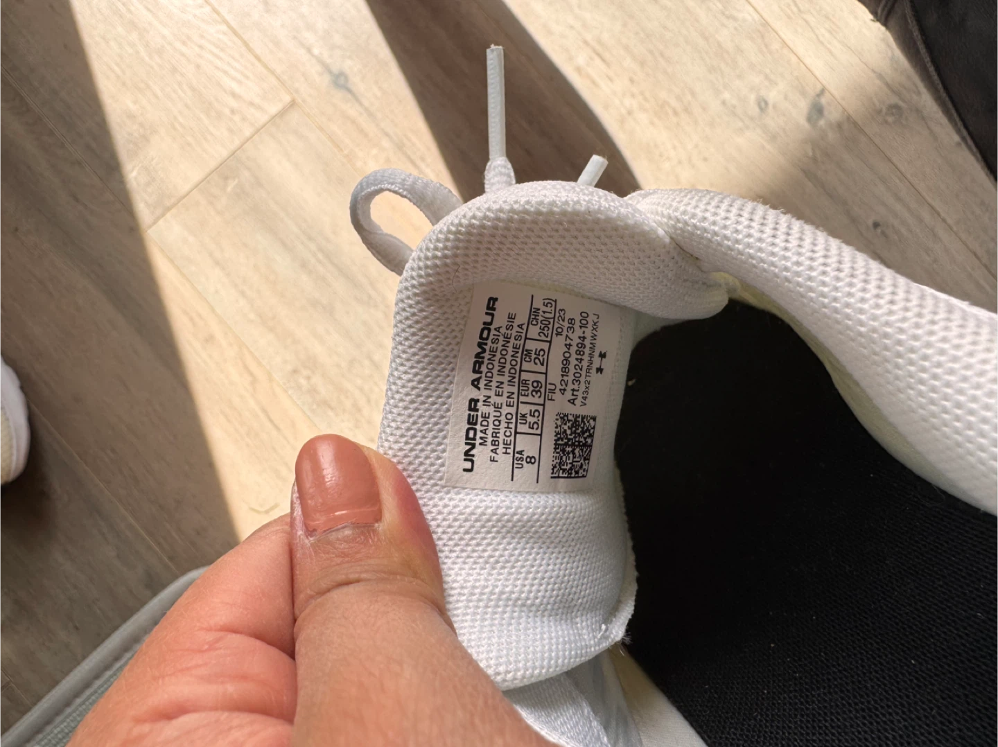Under Armour Surge 3 White, Size 8 - photo 3