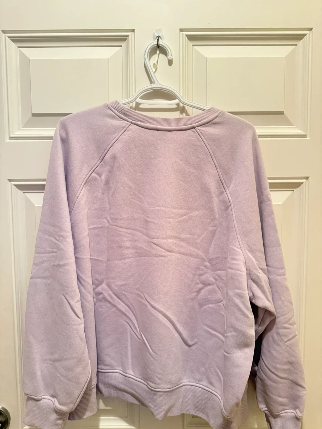H&M Mickey Mouse Lavender Sweatshirt - Size L image indicator(3)