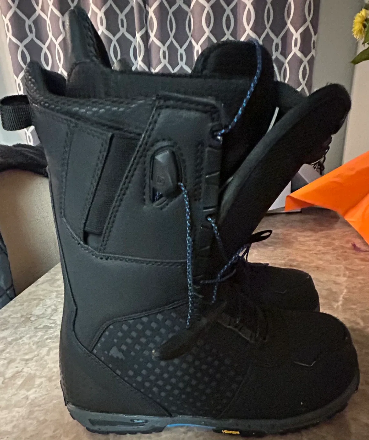 Size 7 Burton Imperial Snowboard Boots - Black image indicator(4)